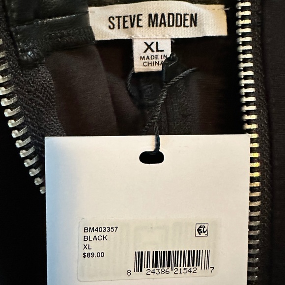 Steve Madden, NWT  high waist, size 14 vegan leather and fabric pants - Picture 4 of 11